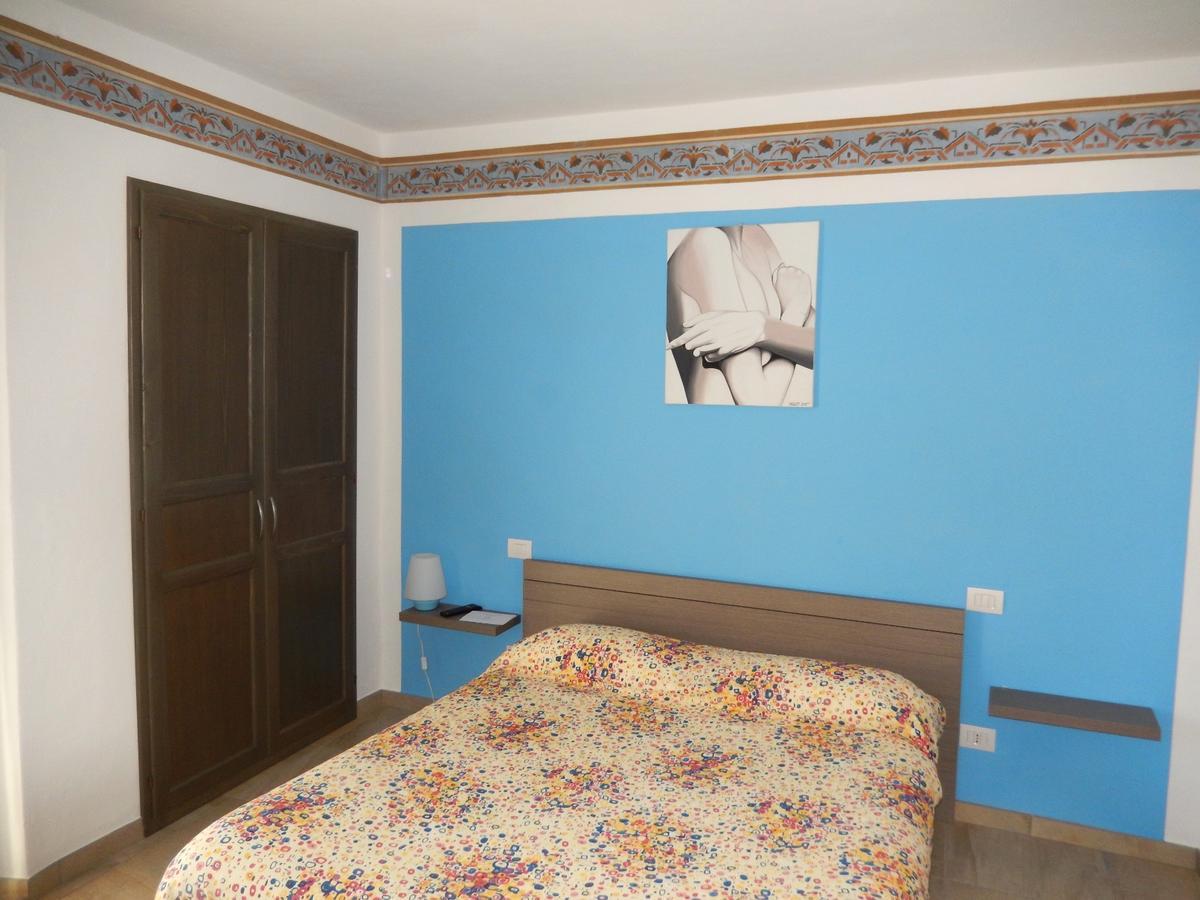Le Colline Di Maggiora B&B Luaran gambar